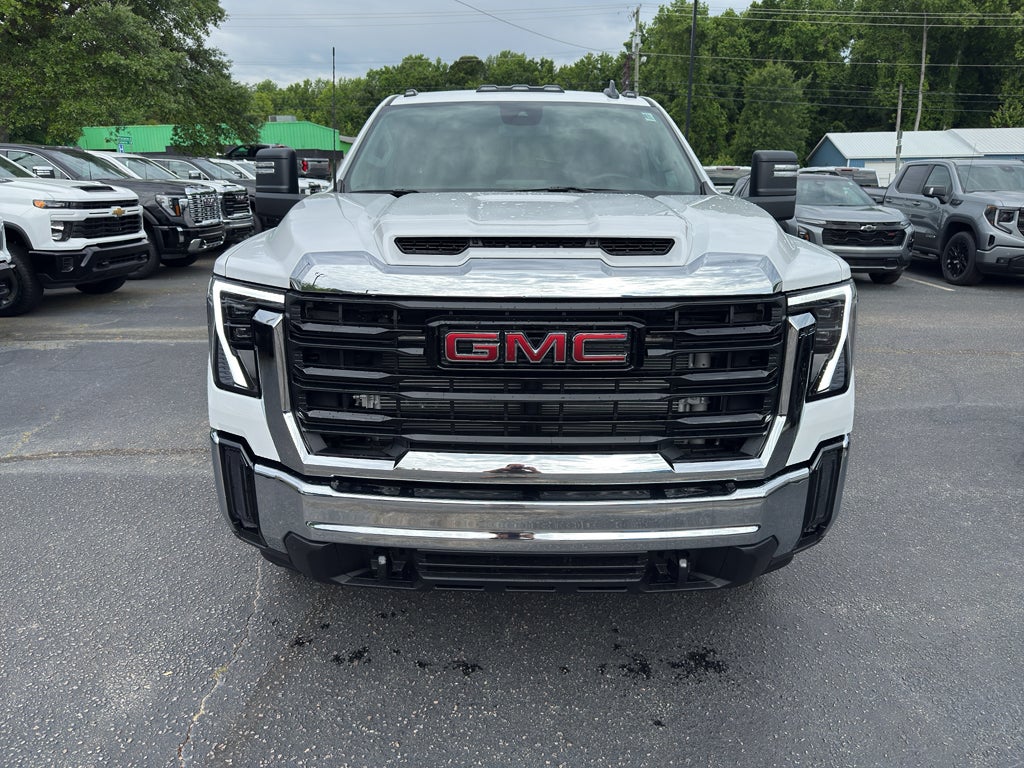 2026 GMC Sierra 3500 HD Chassis Cab Pro