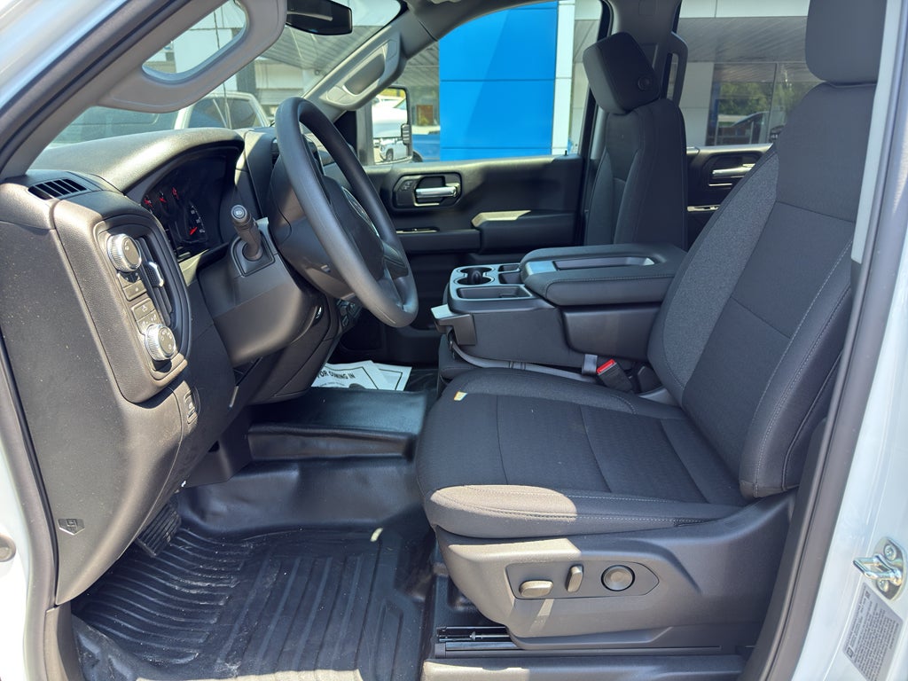 2026 GMC Sierra 3500 HD Chassis Cab Pro