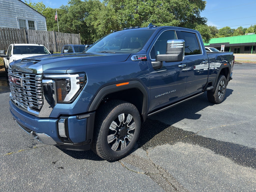 2026 GMC Sierra 4WD Crew Cab Standard Box Denali's photo
