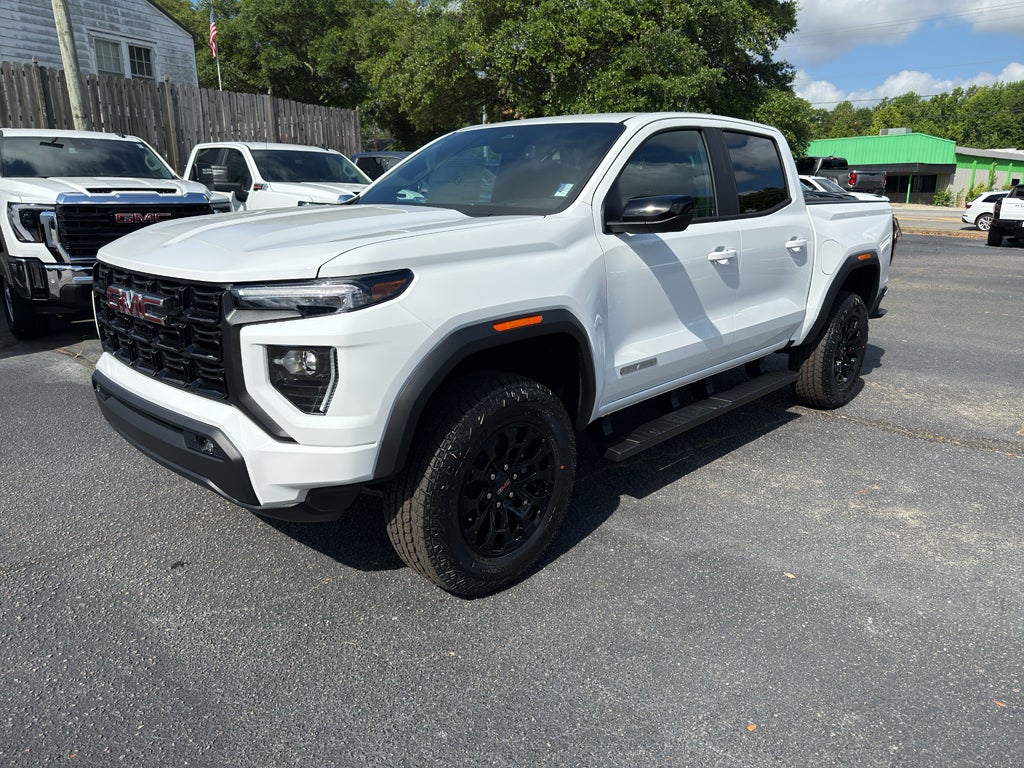 2026 GMC Canyon 2WD Elevation Crew Cab Short Box's photo