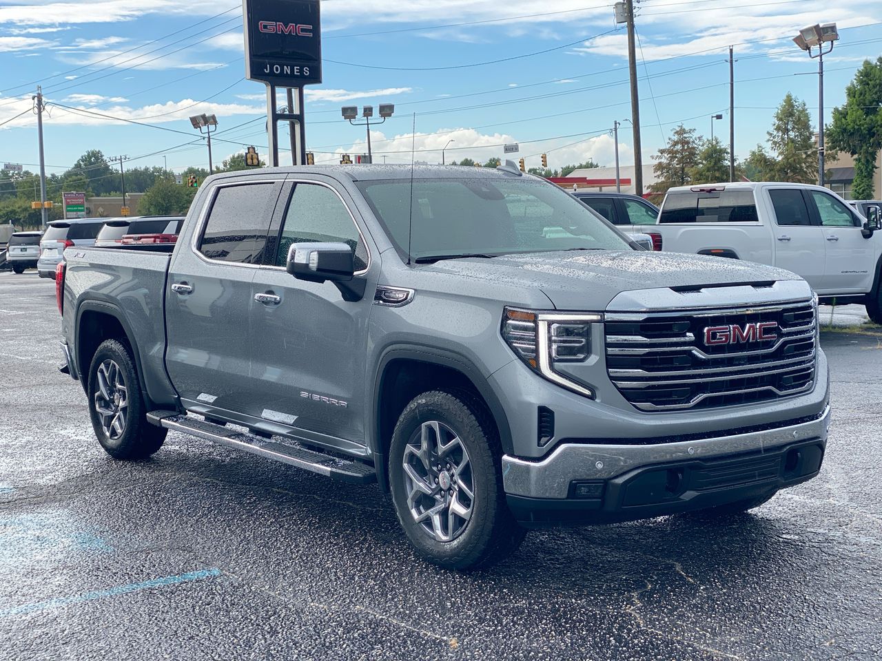 2026 GMC Sierra 1500 SLT