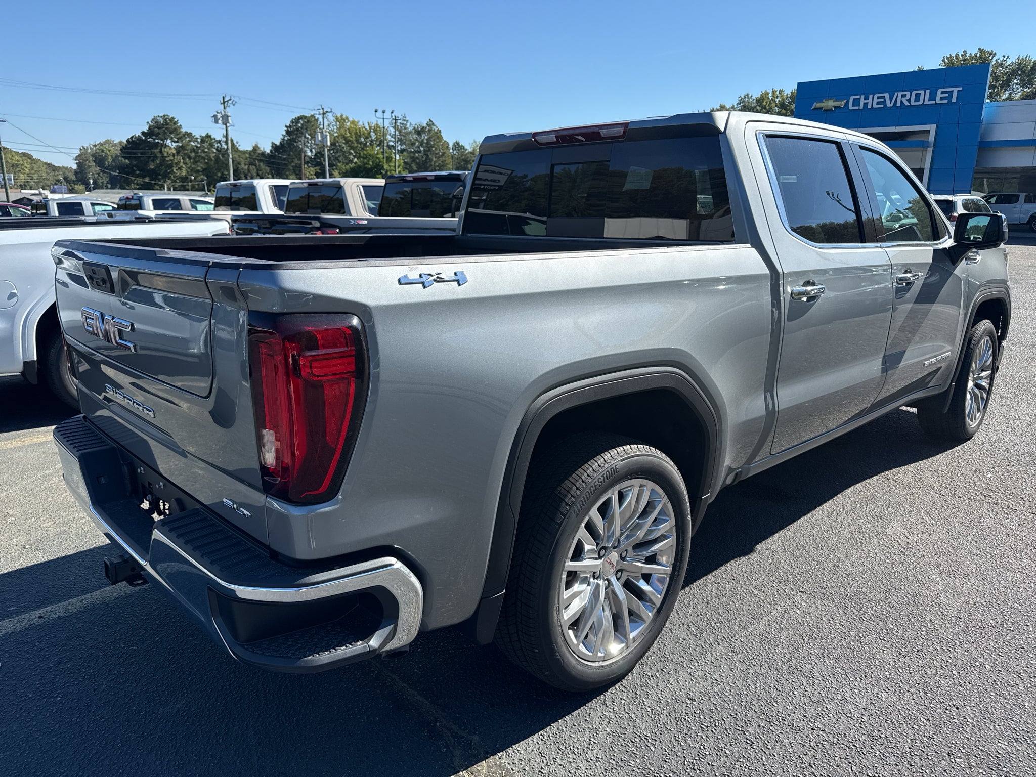 2026 GMC Sierra 1500 SLT