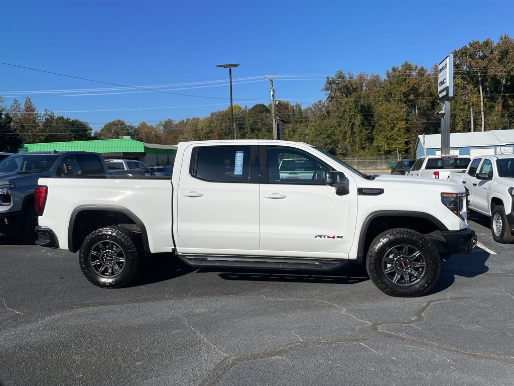 2024 GMC Sierra 1500 AT4X